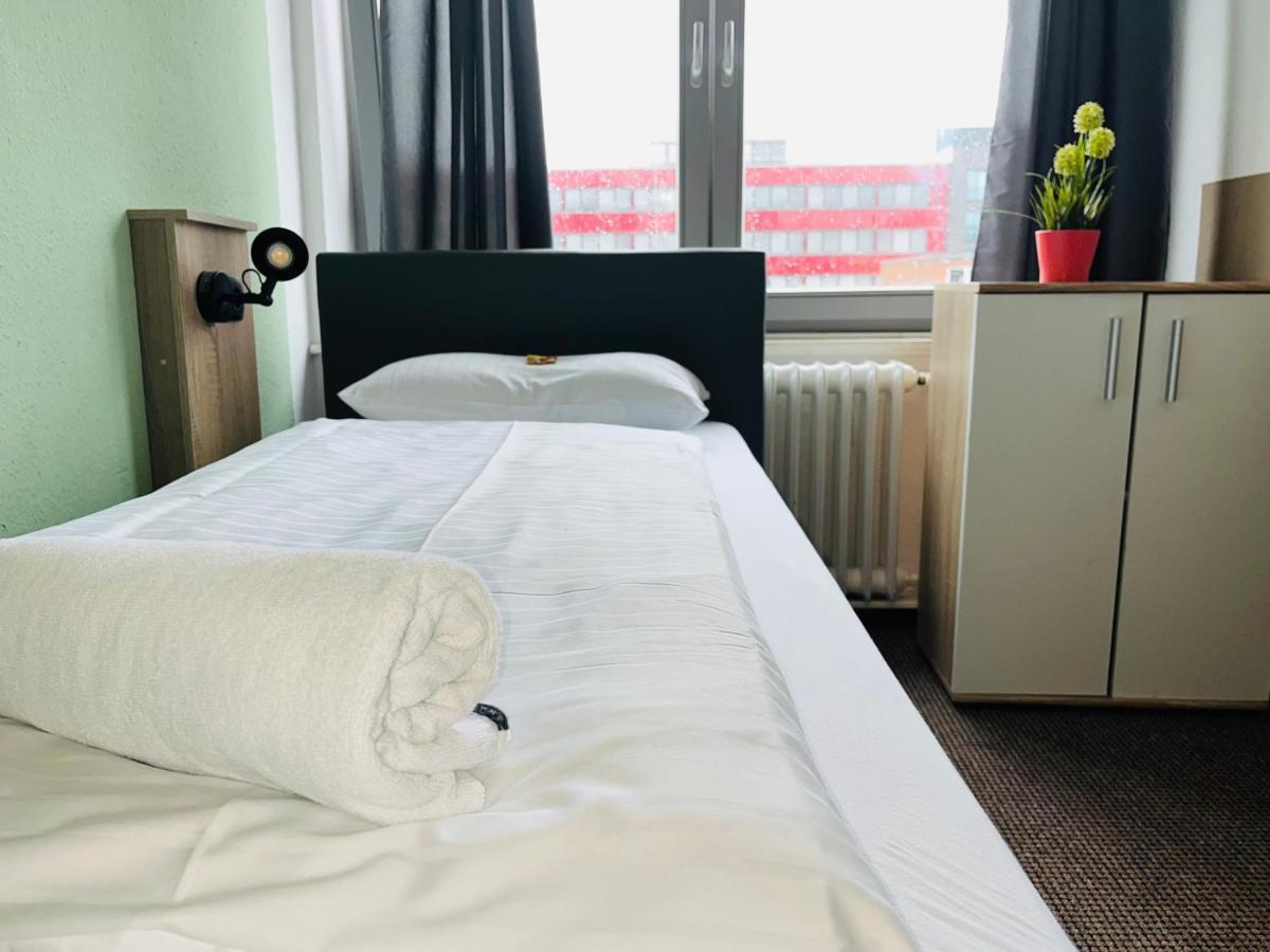 Hostel City Sued Hamborg Eksteriør billede