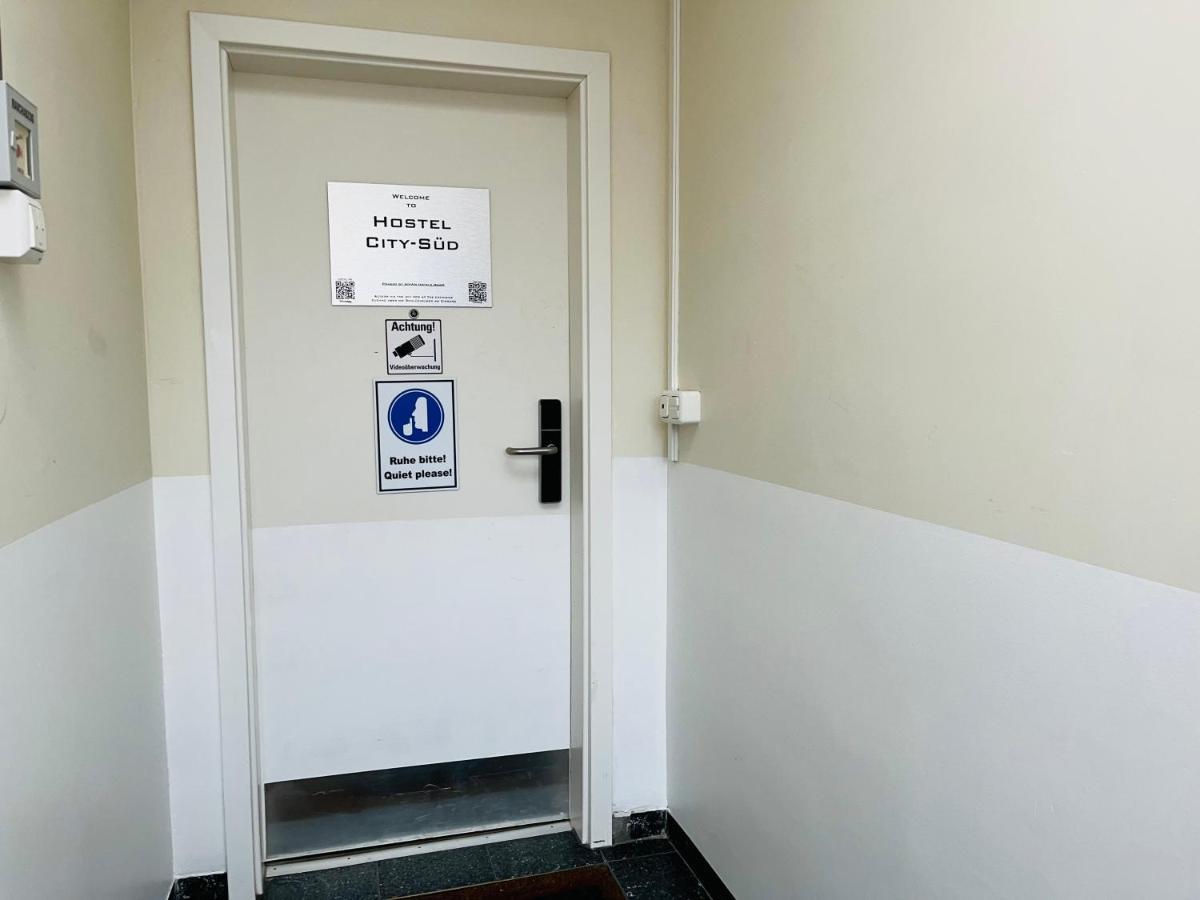 Hostel City Sued Hamborg Eksteriør billede